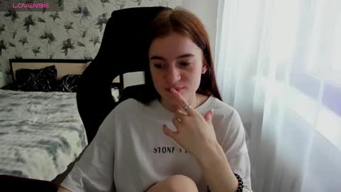 Snapshot of stacey_brown chatting on 02.06.25 Stacey GMT5 Mo Tu We Th Fr Sa 3am -10am online show from 02.06.25