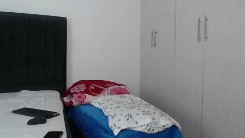 stacey_jaxn online show from 04.06.26