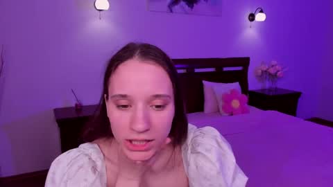 Snapshot of staceycutie chatting on 04.25.26 StaceyCutie online show from 04.25.26