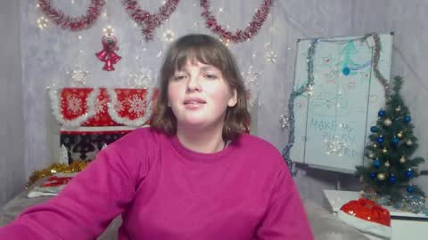 Snapshot of staceylex chatting on 12.03.25 Stacey online show from 12.03.25