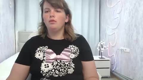Snapshot of staceylex chatting on 07.08.26 Stacey online show from 07.08.26