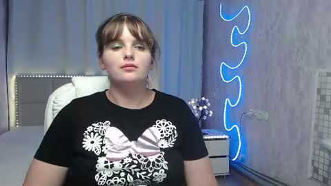 Snapshot of staceylex chatting on 07.14.26 Stacey online show from 07.14.26