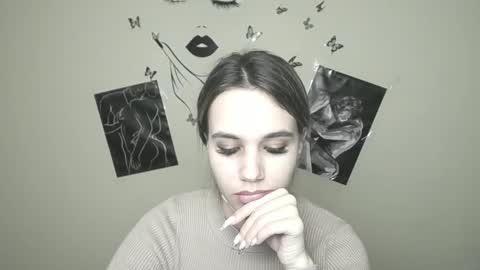 Snapshot of stacy_gr chatting on 01.11.25 Stacy online show from 01.11.25
