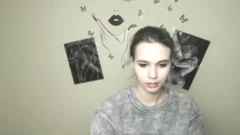 Snapshot of stacy_gr chatting on 01.14.25 Stacy online show from 01.14.25