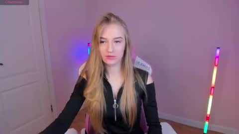 Snapshot of stacy_riiver chatting on 02.10.25 Stacy Mon Tue Wed Thu Fri Sun GMT GMT 3 1000am - 0400pm online show from 02.10.25