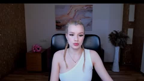 Stacy Western online show from 02.28.26