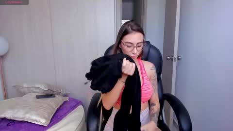 Stacy Conner online show from 09.23.25