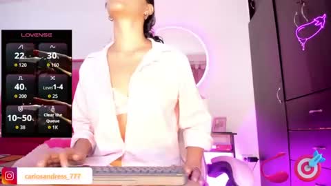 Snapshot of stacyfoxx_ chatting on 06.24.26 stacy fox online show from 06.24.26