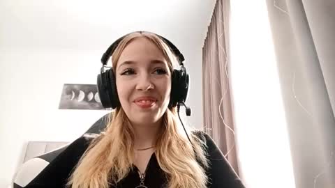 Mila online show from 02.15.26