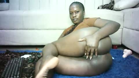 Snapshot of stacysweet69 chatting on 06.19.26 all yours online show from 06.19.26