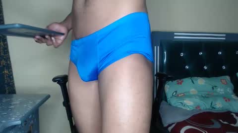 Snapshot of staminalord chatting on 11.22.25 calvin online show from 11.22.25