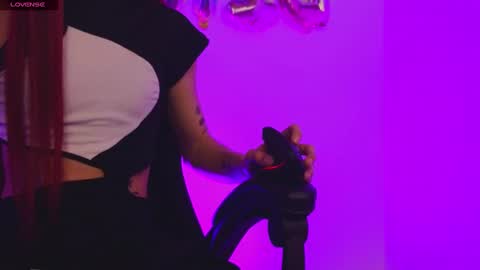 Snapshot of star_storm chatting on 12.14.24 star_storm online show from 12.14.24