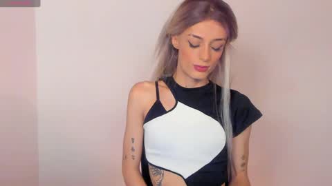 Snapshot of star_storm chatting on 12.31.24 star_storm online show from 12.31.24