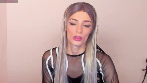 Snapshot of star_storm chatting on 01.03.25 star_storm online show from 01.03.25