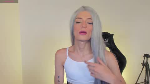 Snapshot of star_storm chatting on 01.07.25 star_storm online show from 01.07.25