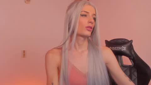 Snapshot of star_storm chatting on 01.13.25 star_storm online show from 01.13.25