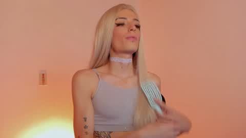 Snapshot of star_storm chatting on 01.17.25 star_storm online show from 01.17.25