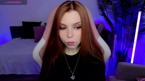 Snapshot of star_tarra chatting on 05.06.26 Tarra online show from 05.06.26