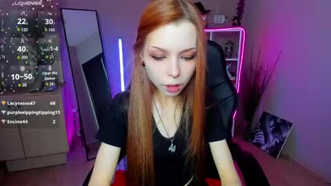 Snapshot of star_tarra chatting on 05.15.26 Tarra online show from 05.15.26