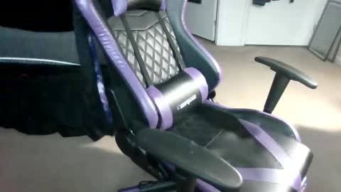 Snapshot of starella___saxxxton chatting on 12.18.24 starella___saxxxton online show from 12.18.24