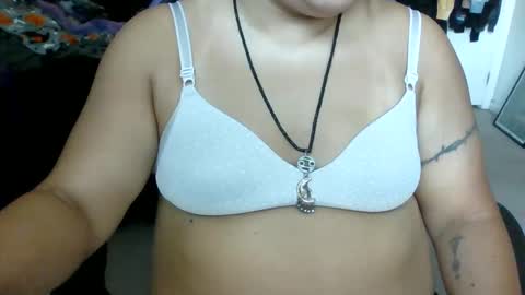 Snapshot of starella___saxxxton chatting on 09.18.25 starella___saxxxton online show from 09.18.25