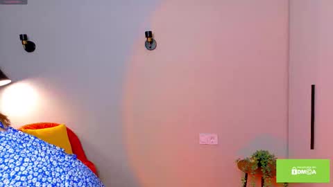 Nina online show from 11.08.25