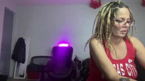 Snapshot of starrlane9999 chatting on 12.04.24 Starrlane9999 online show from 12.04.24