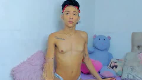 Snapshot of stassiebell chatting on 12.27.24 stassiebell online show from 12.27.24