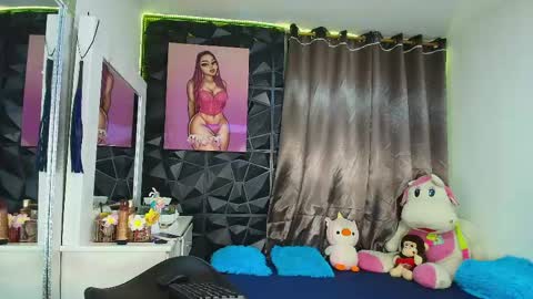 Snapshot of staycesexxxqueen chatting on 05.19.26 staycesexxxqueen online show from 05.19.26