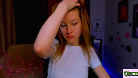 Snapshot of staysi_gold chatting on 03.11.25 Staisy online show from 03.11.25