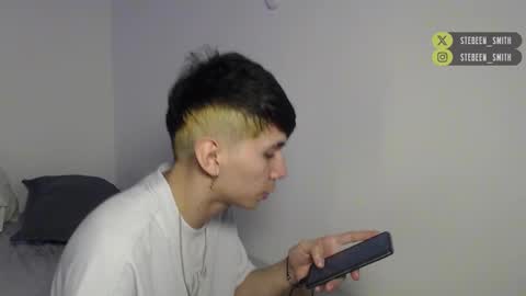 Snapshot of stebeen_smith chatting on 12.24.24 stebeen smith online show from 12.24.24