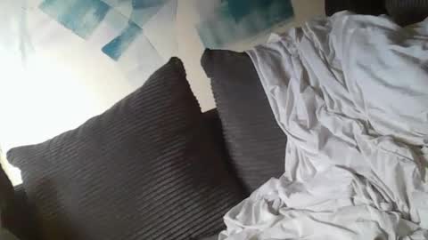 Mikee online show from 09.21.25