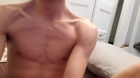 STEEVIDENTACHATTE online show from 02.18.25