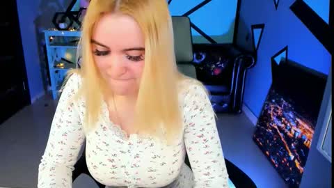 Snapshot of stef_nicks chatting on 02.21.26 stef_nicks online show from 02.21.26