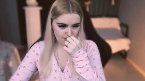 Snapshot of stef_nicks chatting on 03.02.26 stef_nicks online show from 03.02.26