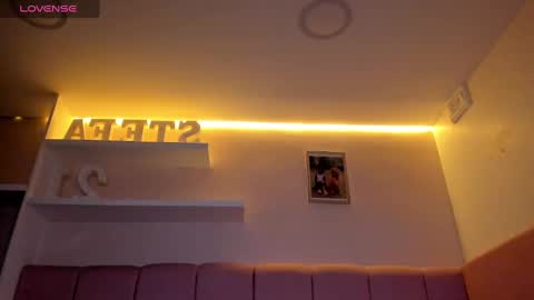 Stefa Gomez  online show from 02.12.25