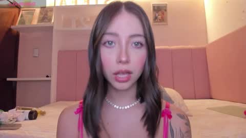 Stefa Gomez  online show from 11.03.25