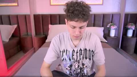 Snapshot of stefanbev chatting on 02.08.26 Esrefan online show from 02.08.26