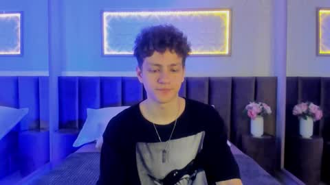 Snapshot of stefanbev chatting on 02.28.26 Esrefan online show from 02.28.26