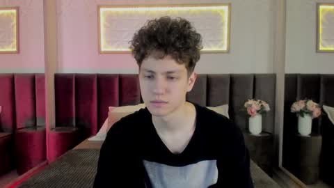 Snapshot of stefanbev chatting on 03.01.26 Esrefan online show from 03.01.26