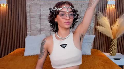 Stefania  online show from 09.15.25