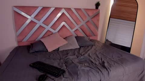 Stefanny  online show from 03.18.26