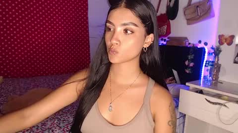 Im MiaIts my first day here  online show from 12.22.24