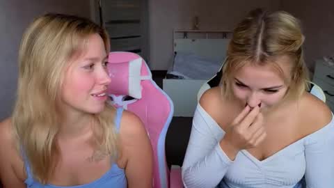 stefany_and_bettany online show from 09.24.25