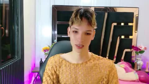stefany piink online show from 03.17.26