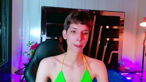 Snapshot of stefany_piink chatting on 05.11.26 stefany piink online show from 05.11.26