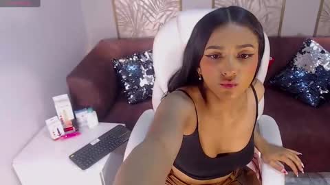 Snapshot of steff_gh chatting on 03.02.25 Steff online show from 03.02.25