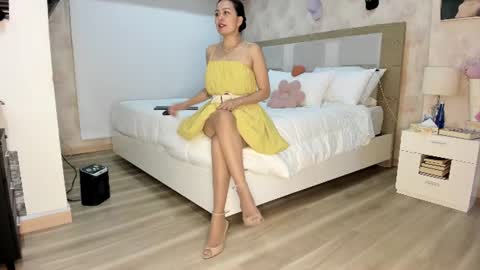 Snapshot of stefi_alizon chatting on 06.16.26 Zuly online show from 06.16.26