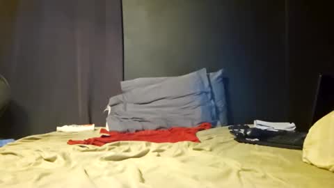 Snapshot of stefon1080_ chatting on 12.23.24 stefon1080_ online show from 12.23.24