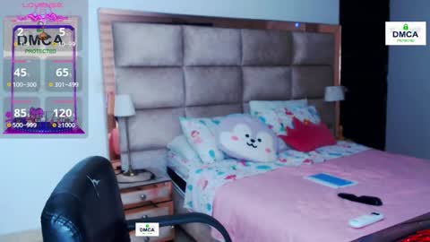 Stefany online show from 09.22.25